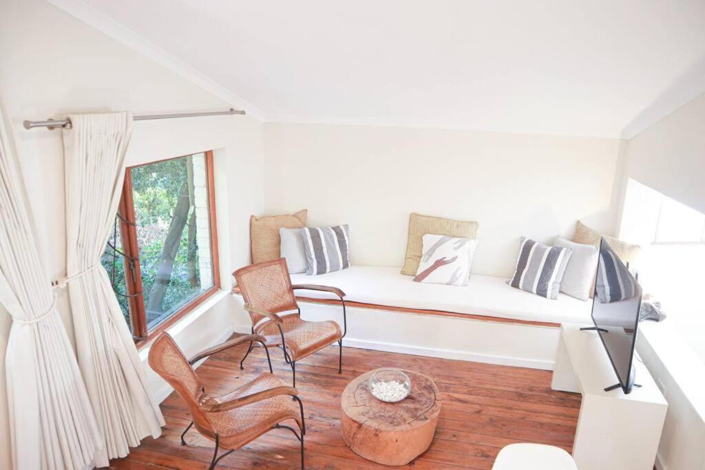 Chic In The Quarry Apartment Cape Town